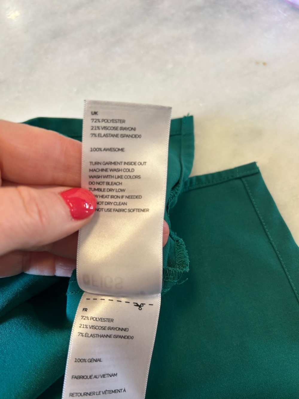 Figs Technical Collection Catarina Hunter Green Scrub top size 4x - Picture 6 of 6